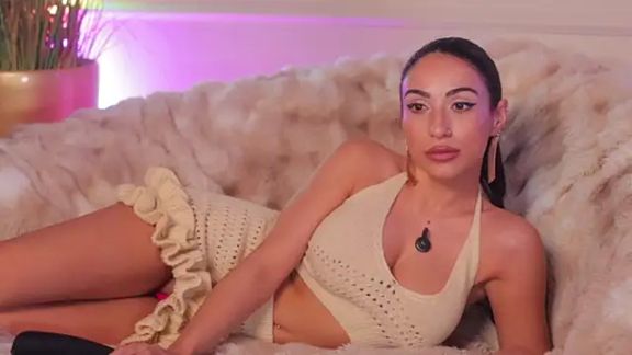 Anais_Bloom
