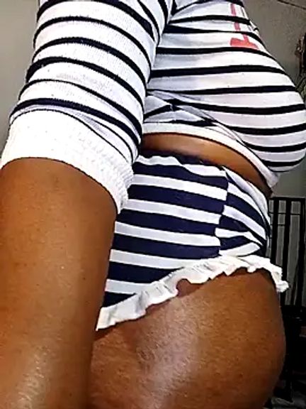 curvyloneah75