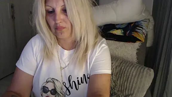Divineblond