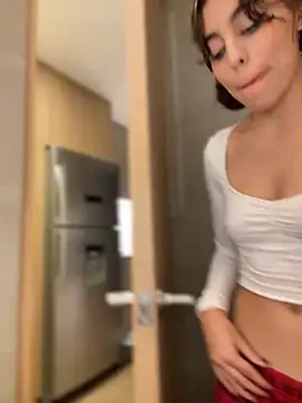 Katee_Jones