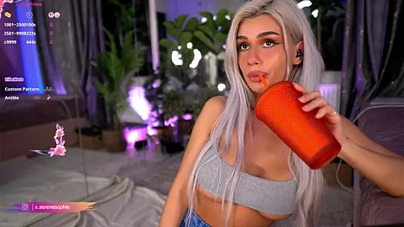 Serene_Sophiex