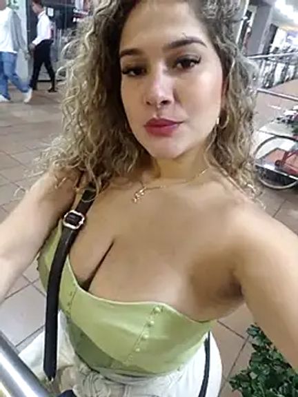Sara_smiiith211