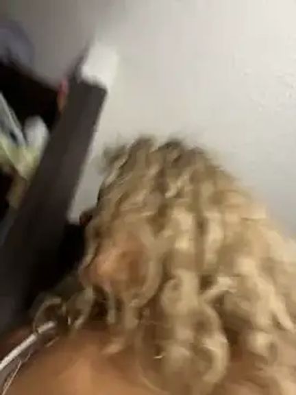 Sara_smiiith211