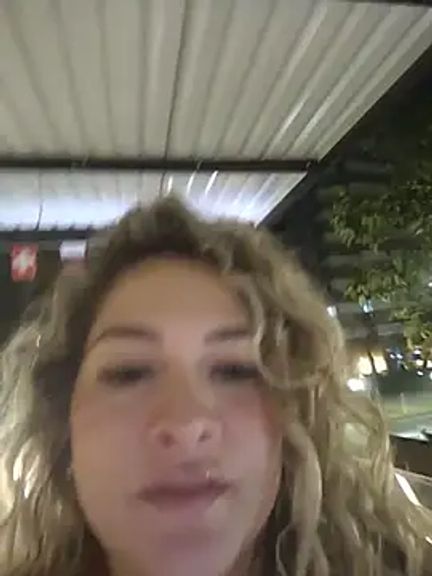 Sara_smiiith211
