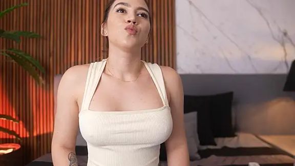 Amelia_Rouse