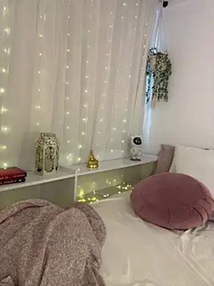 Amelia_Rouse