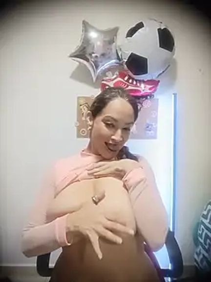 Cristal_BigTits