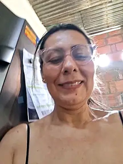 Mia-funny20