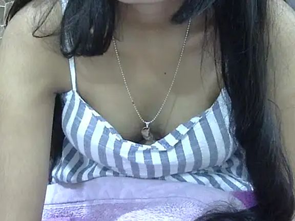 SEXY_PRIYA83