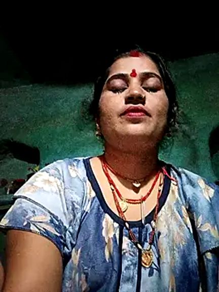 Hot_kamla