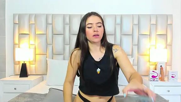 paola_katy_dicks