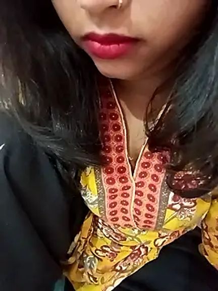 Sexy_Divya__