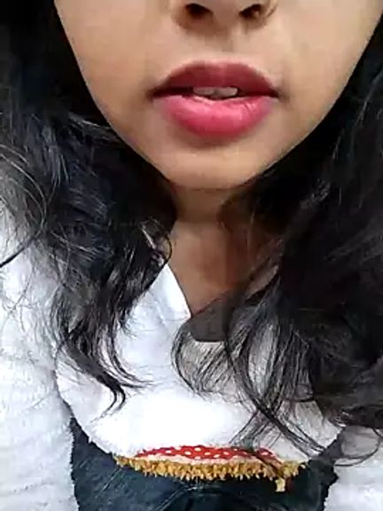 Sexy_Divya__