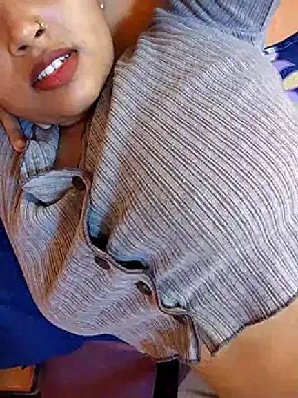Sexy_Divya__