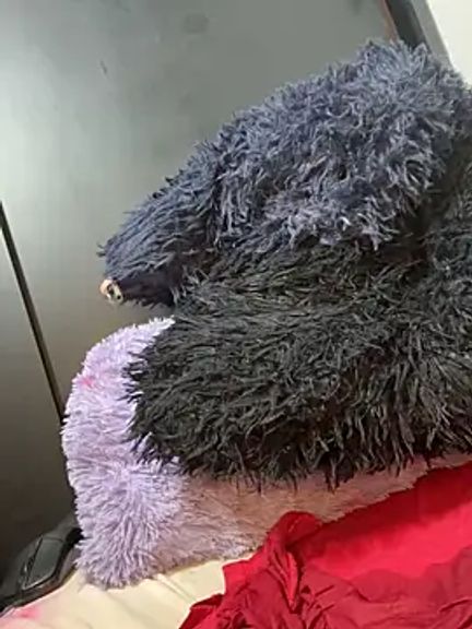 Girlzoe_wild