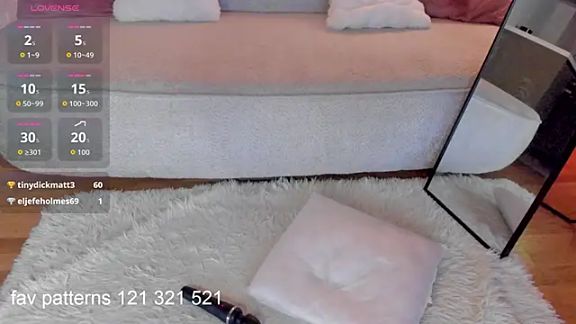 JuicyyPeach_