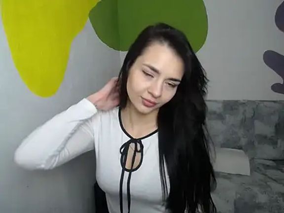divina_kira