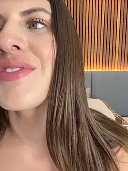 EmiilyAdams_
