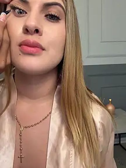 EmiilyAdams_