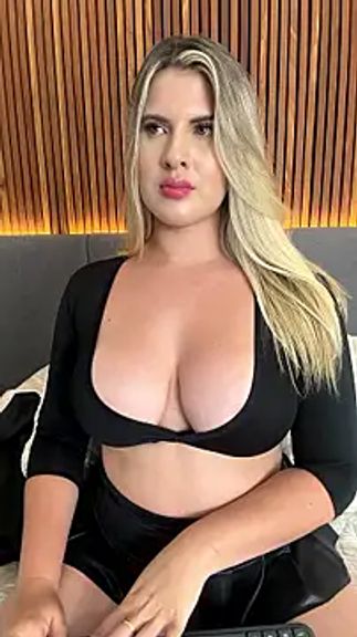 EmiilyAdams_