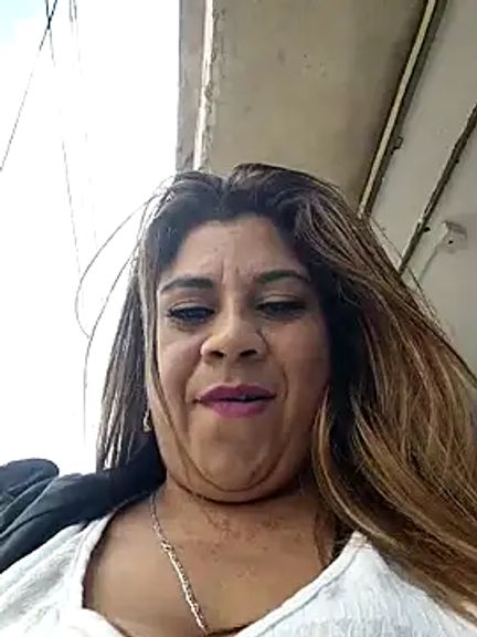 Laura-Hernandez