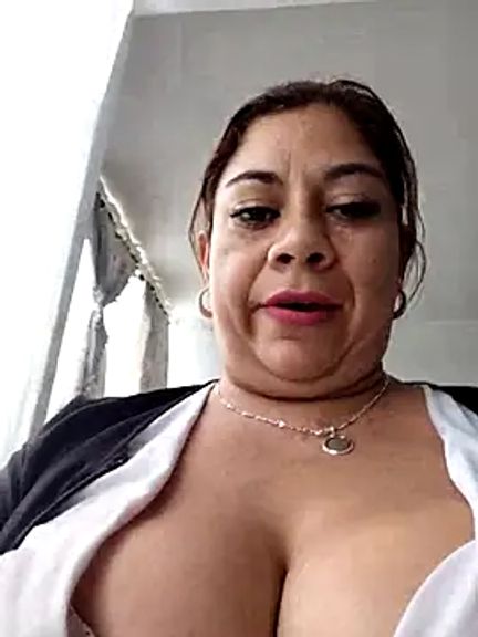 Laura-Hernandez