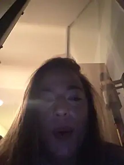 Luna_Lynn
