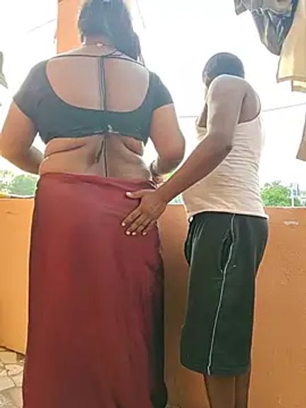 Desicouple1706