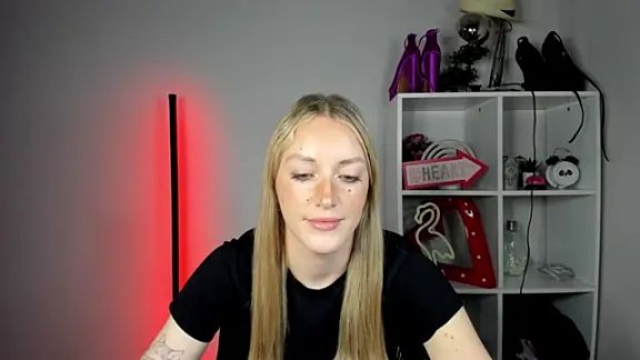 EvelynBlond