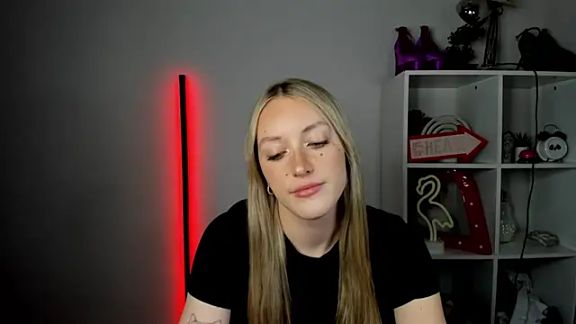 EvelynBlond