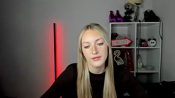 EvelynBlond