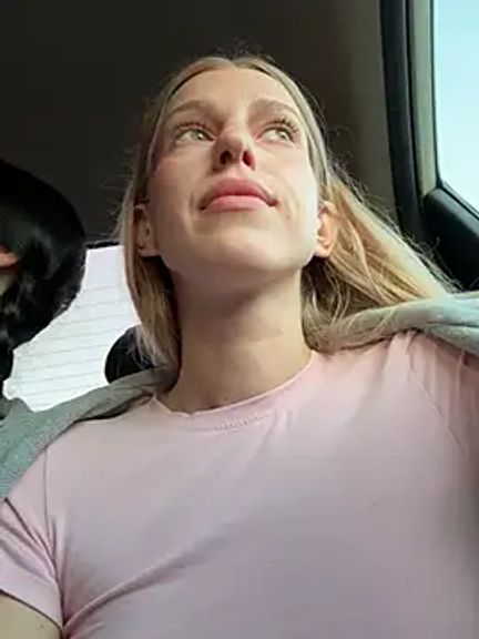 kira_mia