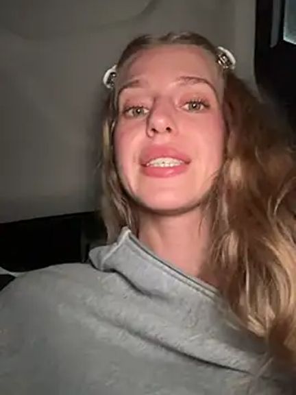 kira_mia