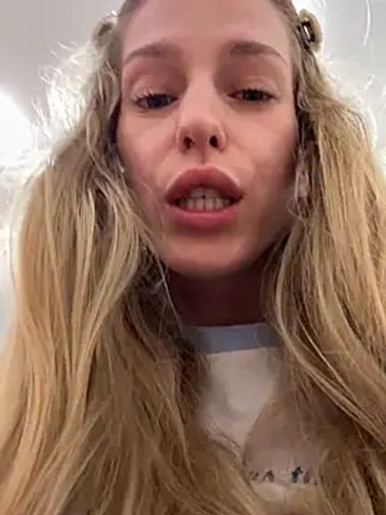 kira_mia