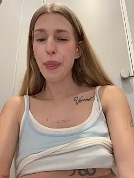 kira_mia