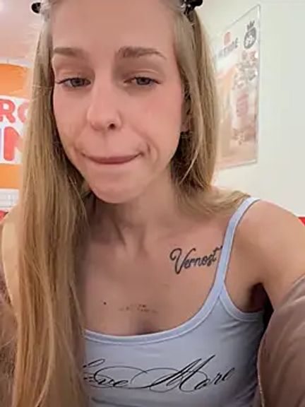 kira_mia