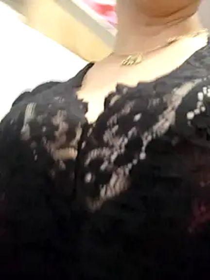 Mia_Novikov