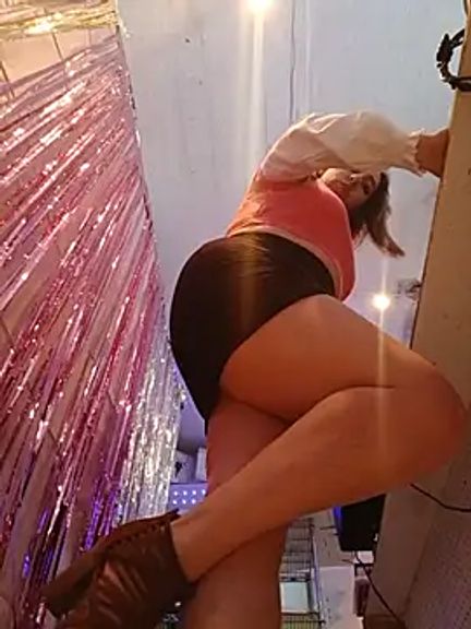 Mia_Novikov