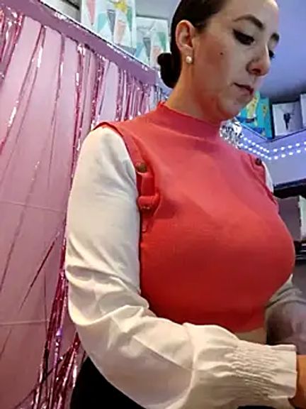 Mia_Novikov