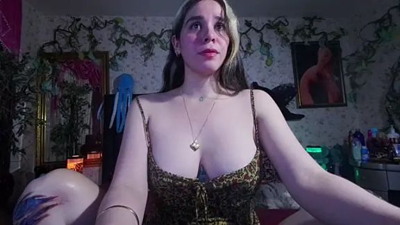 Elizabeth77_