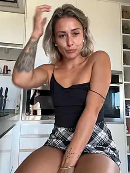 petrouchkaaa_