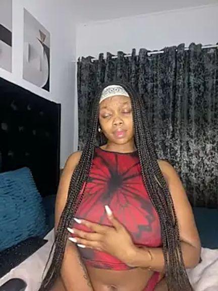 QueenTee23