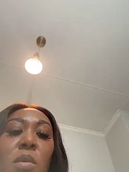 Bootyliciouse21X