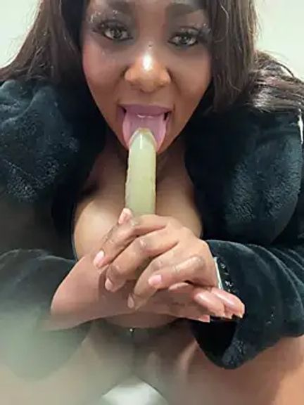 Bootyliciouse21X