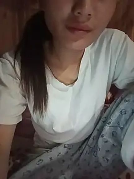 Hilary-123