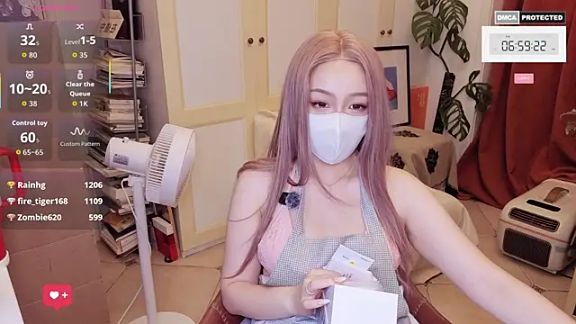 nayomi_34f