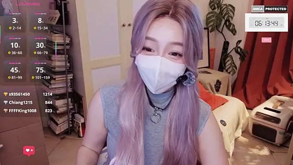 nayomi_34f