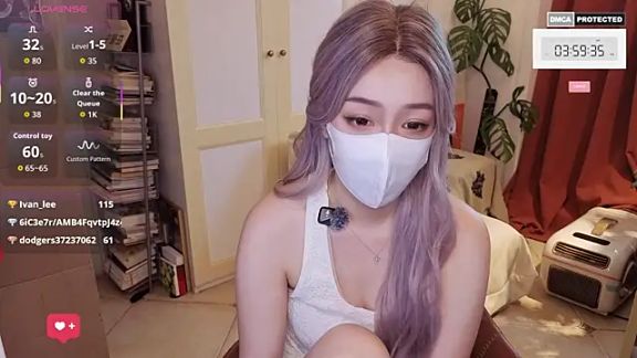 nayomi_34f