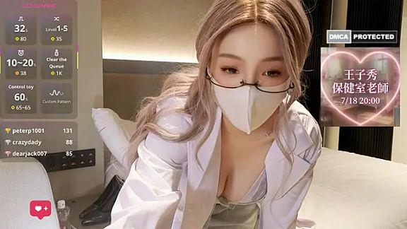 nayomi_34f