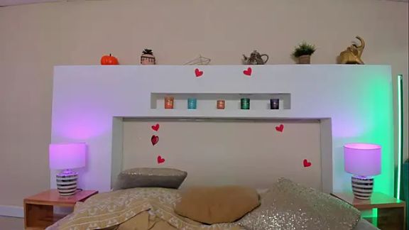 AnikaRomanoff_